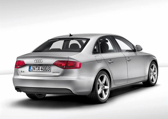 nová audi A4 2.jpg